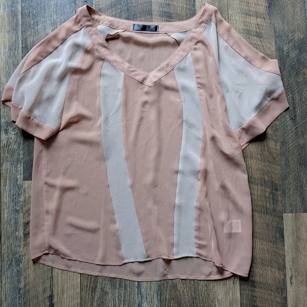 Peekaboo shoulder sheer short sleeve shirt